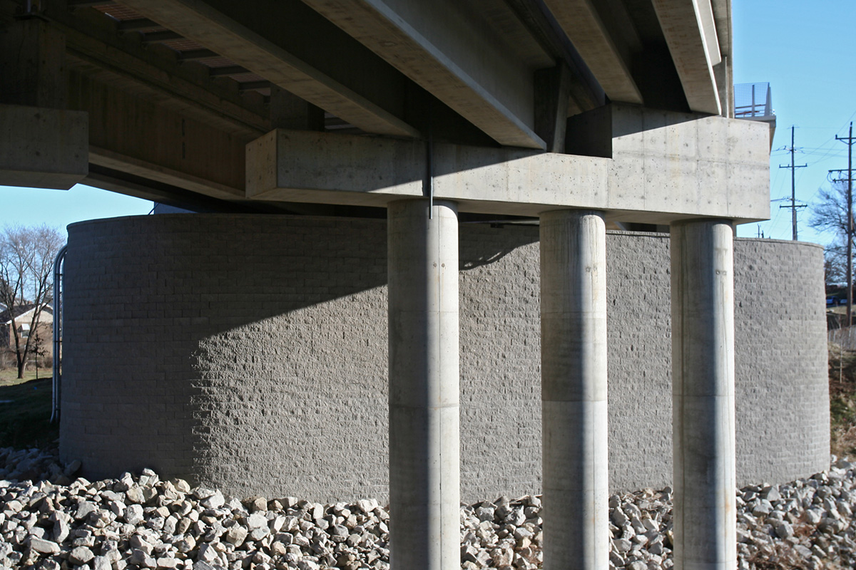 Metrolink Modular Block Retaining Wall