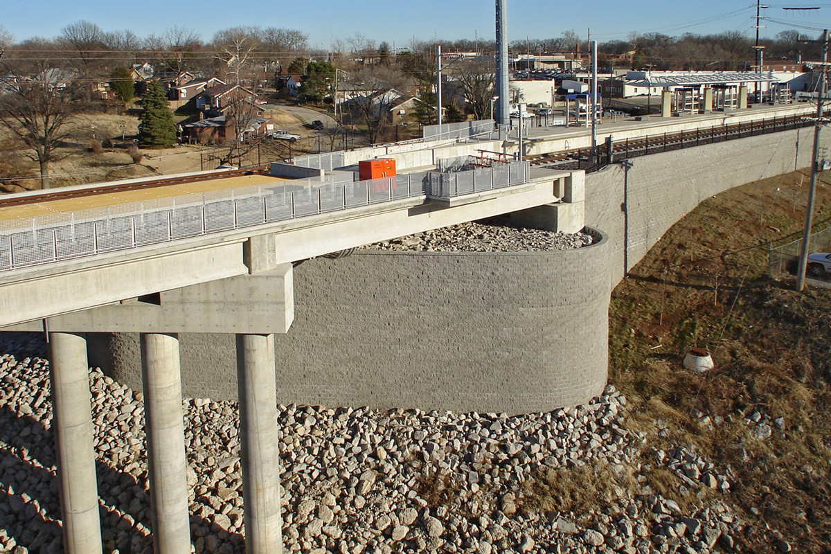 Metrolink Modular Block Retaining Wall