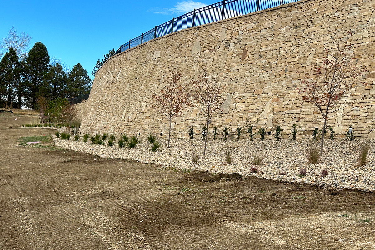 interlocken retaining wall