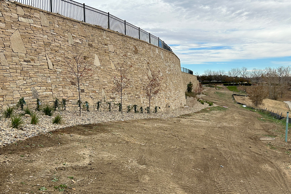 interlocken retaining wall