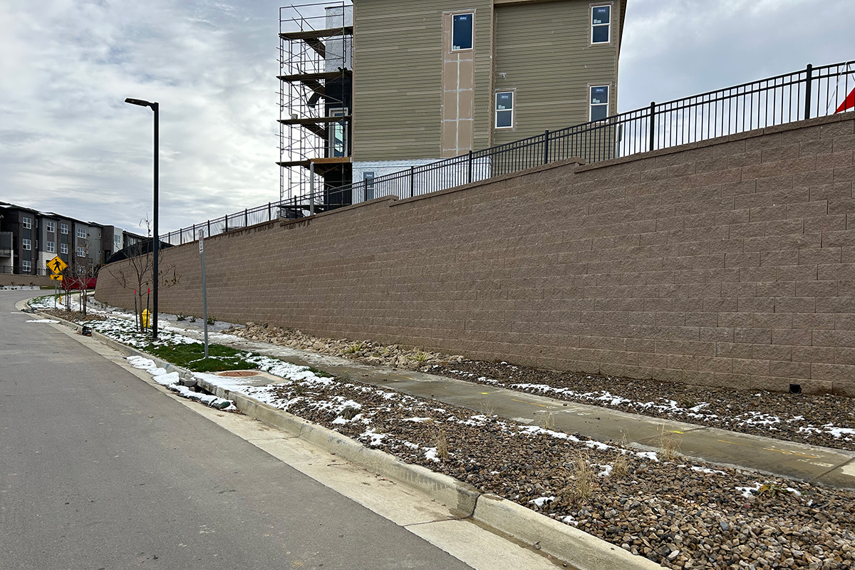 interlocken retaining wall