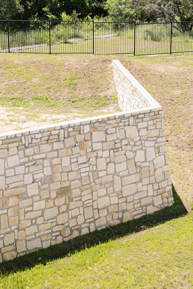 mortarted limestone residential walls